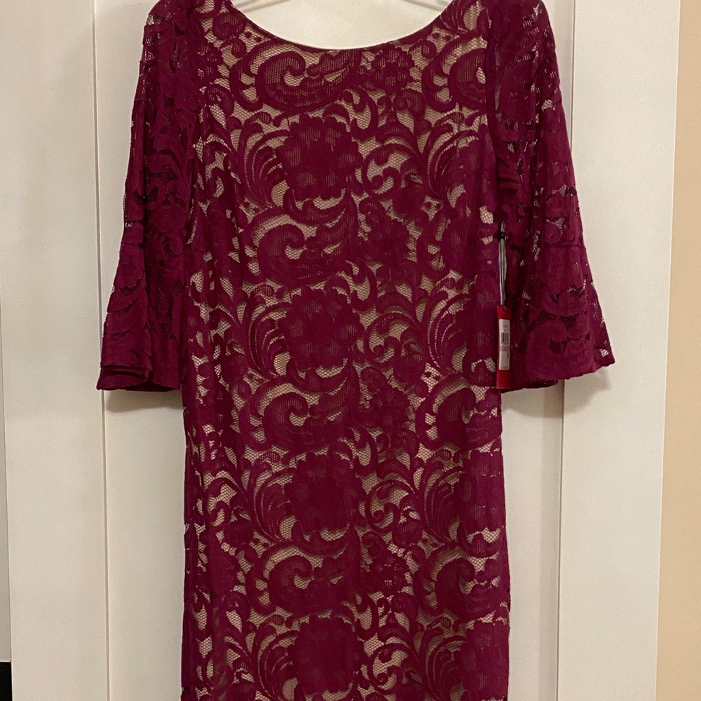 Vince Camuto Long Sleeve Dress in Rich Burgundy